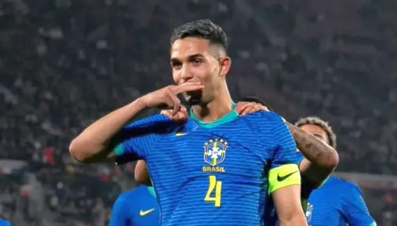 Joia do Athletico decide pelo Brasil e atrai gigante europeu