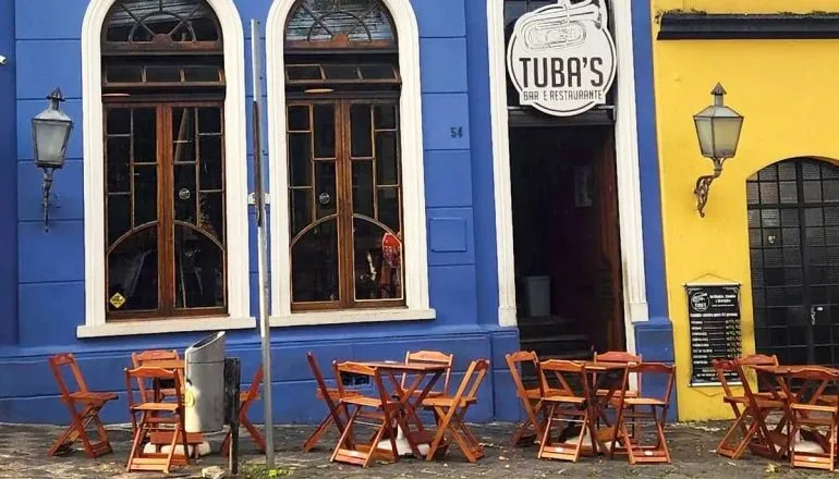 Tradicional em Curitiba, Tuba's Bar é um clássico do Largo da Ordem