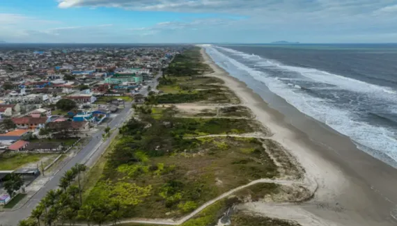 Projeto que prevê nova rodovia e canal de 17 km volta ao radar no Litoral do Paraná