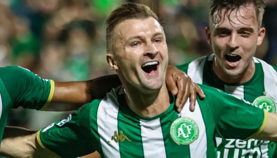 Coritiba encara Chapecoense forte em casa e com ataque letal: “Alta qualidade”