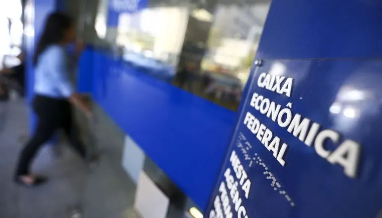 Bancários da Caixa rejeitam proposta e mantêm greve por tempo indeterminado