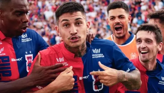 Paraná Clube mantém 100% e afunda time de Gusttavo Lima