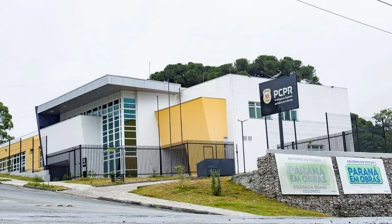 Após cinco anos de obras, nova delegacia de Colombo segue sem data para abrir