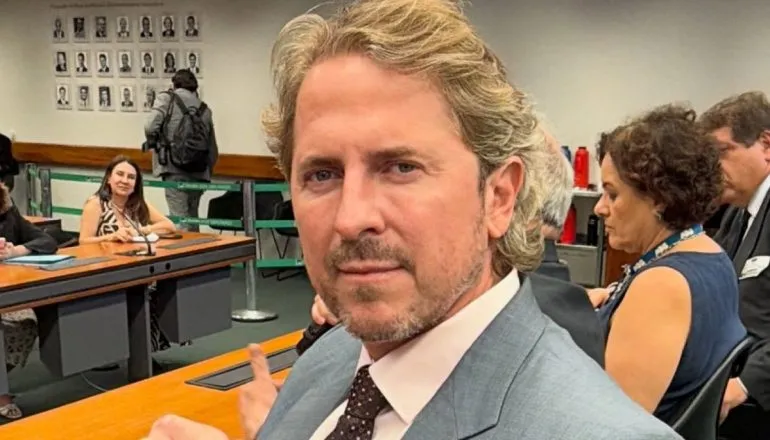 TRE-PR pune Zeca Dirceu por acusações contra Deltan Dallagnol