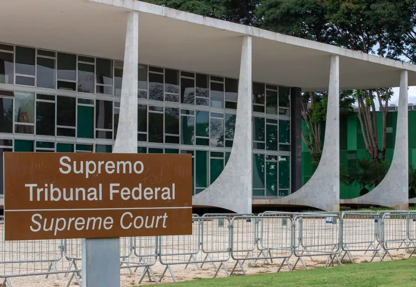 Judiciário gasta R$ 9,8 bi com penduricalhos e supera verba de TI