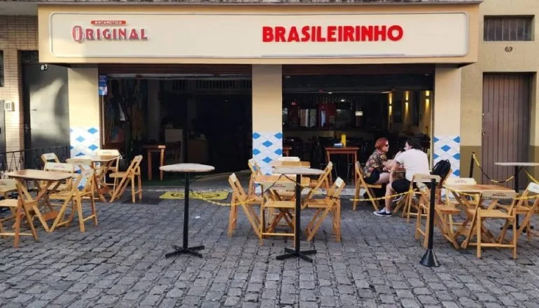 Bar Brasileirinho, a história do templo do samba no Largo da Ordem, em Curitiba
