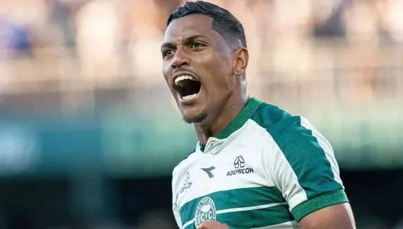 Coritiba volta a vencer no Couto e quebra longo jejum contra o Atlético-MG
