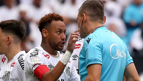 Após confusão com Neymar, Santos pede anulação de jogo contra o Coritiba