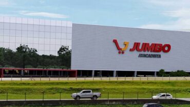 Imagem mostra a nova loja da rede Jumbo Atacadista, em Curitiba.
