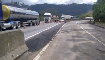 bloqueio e desvio na BR-277