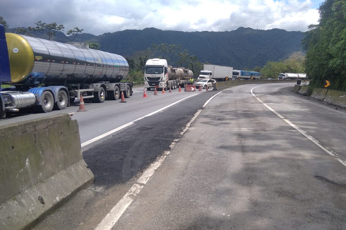 bloqueio e desvio na BR-277