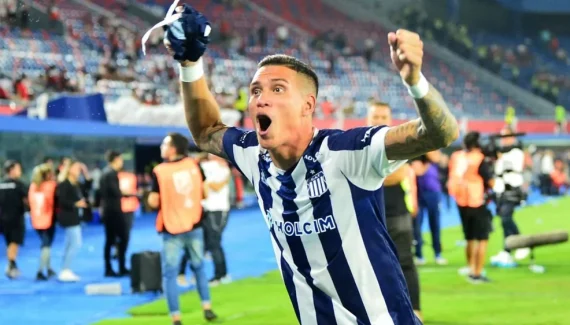 Athletico traz colombiano, abre o caixa e encosta no limite de gringos