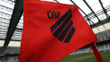 Athletico é absolvido em caso de racismo no clássico contra o Coritiba