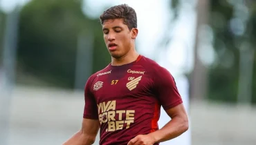 Com reforços do principal, Aspirantes do Athletico seguem preparação para o Paranaense