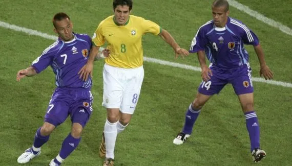Há 20 anos, o Brasil do “Quadrado Mágico” enfrentava o Japão na Copa do Mundo