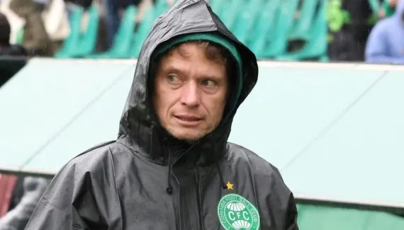 Coritiba precisa pagar cifra milionária para manter destaque do time