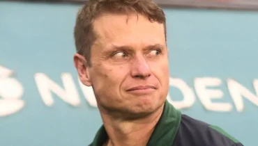 Coritiba busca reforços e improvisa laterais após estreia no Brasileirão