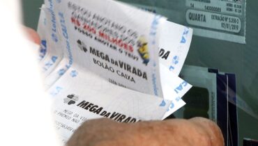 Bilhete de aposta da Mega da Virada. Apostas para 2023 começam dia 14 de novembro