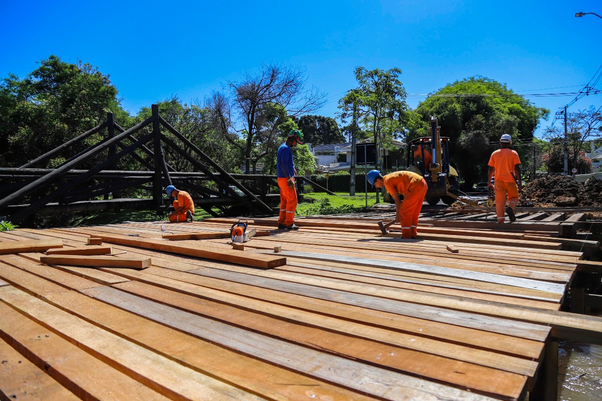 Ponte do Parque Tingui é interditada para manutenção