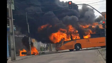 ônibus fogo vila torres
