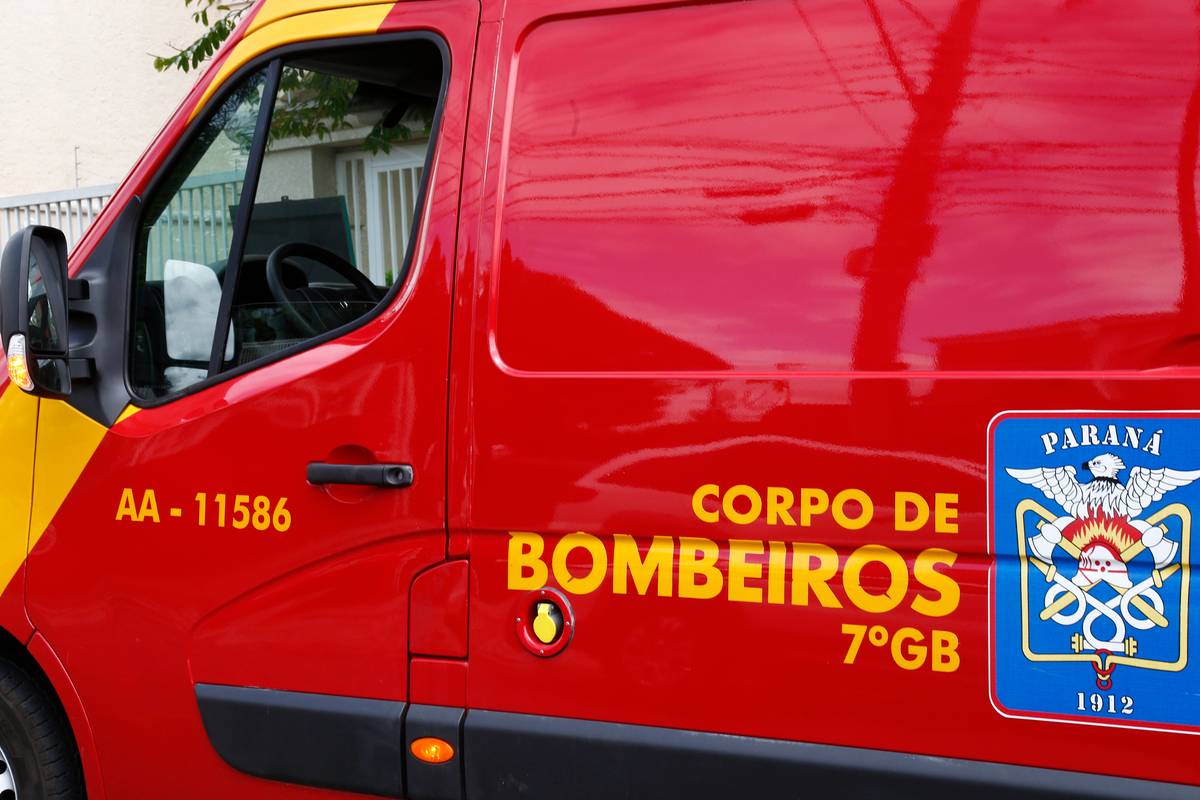 Imagem mostra uma viatura do Corpo de Bombeiros do Paraná
