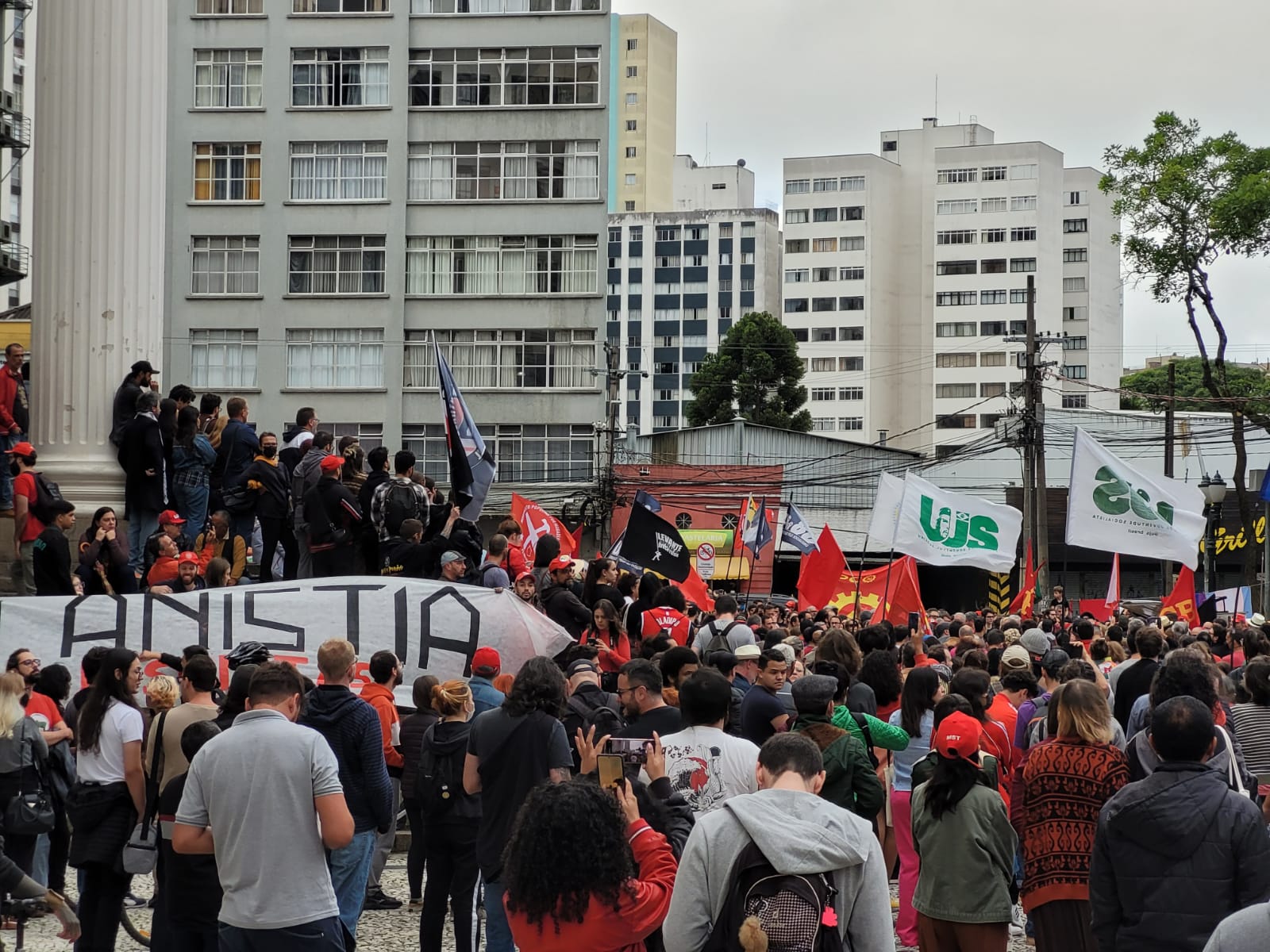 Protesto contra ato golpista Curitiba