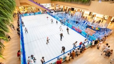 Pista de patinação no gelo em shopping de Curitiba