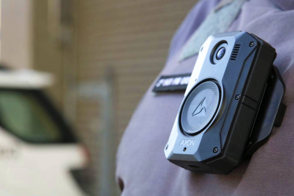 Câmera na farda de policiais é assunto polêmico