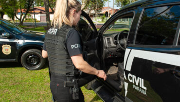 policia civil viatura