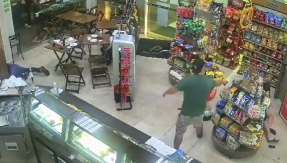 policial federal tiros