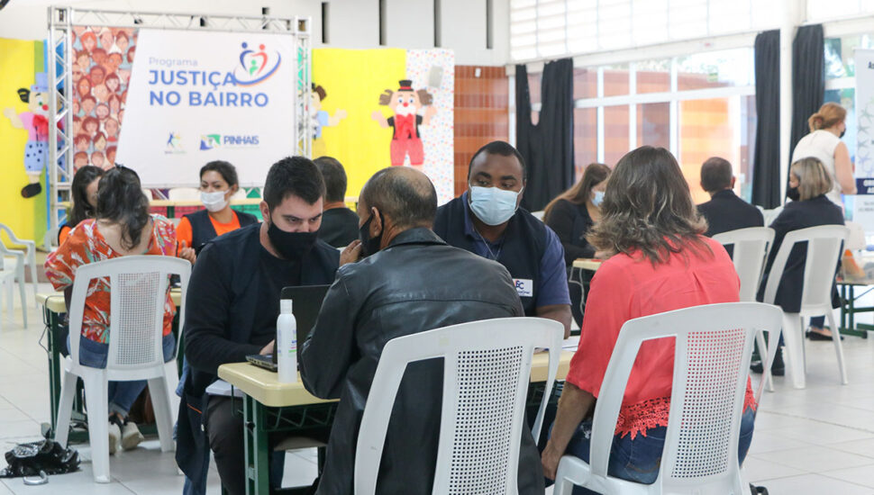 pinhais justiça no bairro