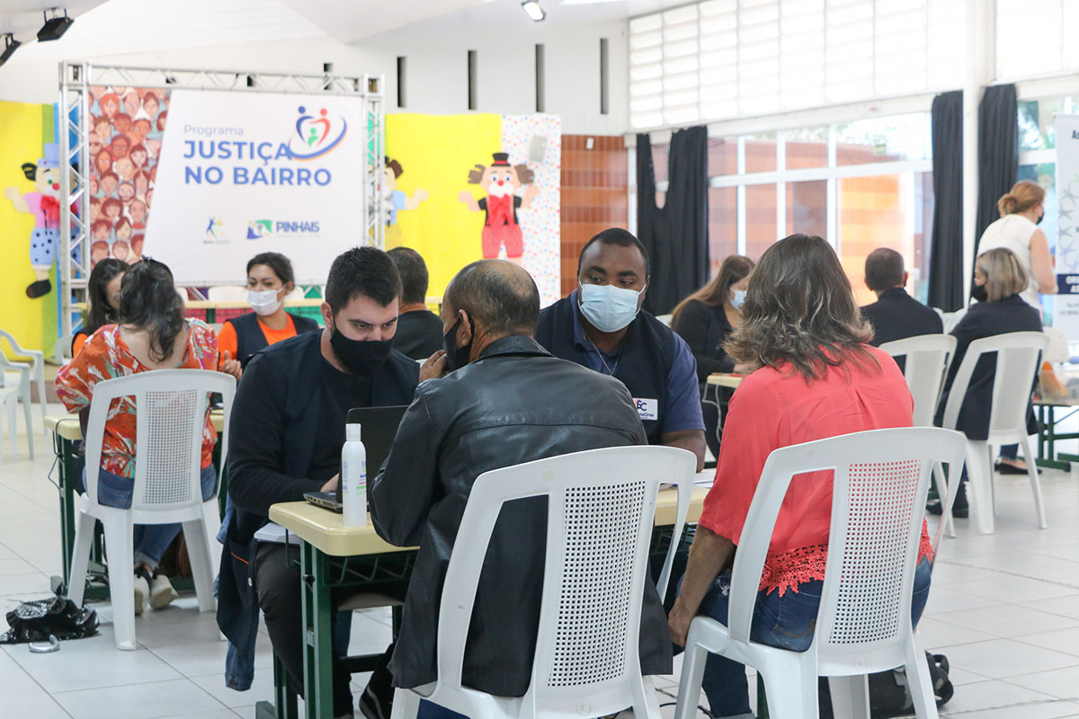pinhais justiça no bairro