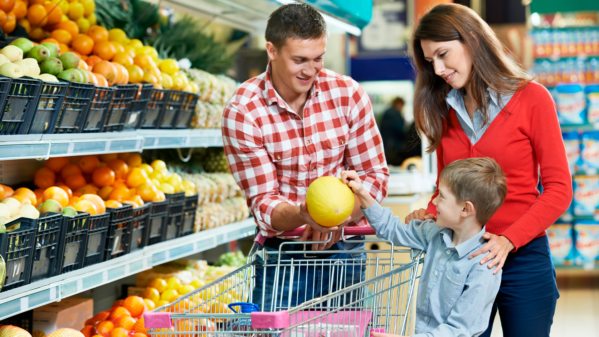 Existem diversos aplicativos que você pode utilizar para fazer listas de maneira eficiente e sem precisar levar um papel ou caderno para o mercado | Foto: Shutterstock