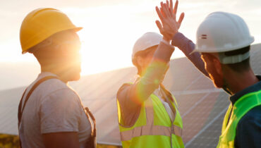 Os dois principais e mais conhecidos tipos de energia solar são: fotovoltaico e térmico | Foto: Shutterstock