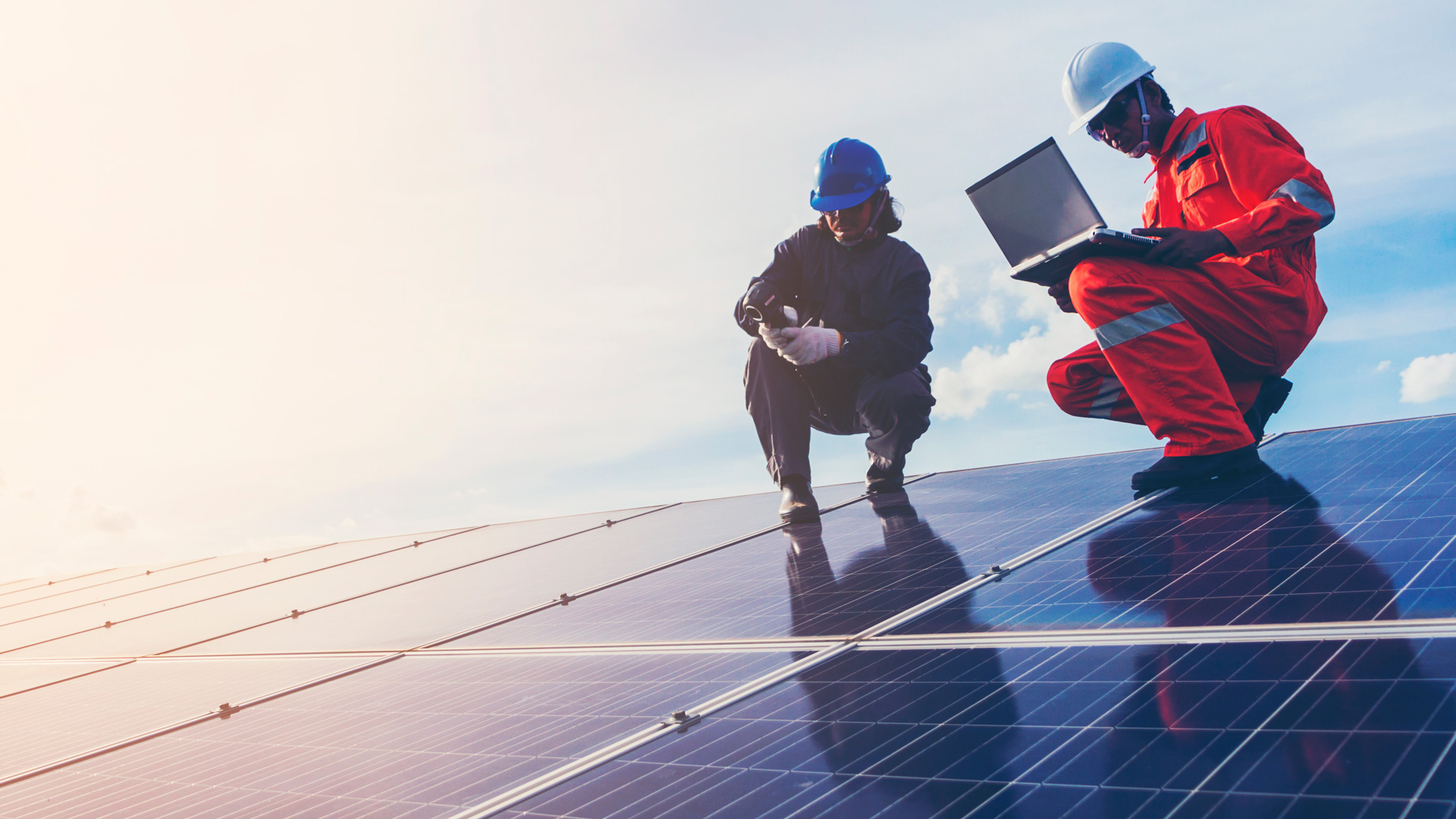 A Opus Solar garante produtos de qualidade, instalação rápida e tem como grande diferencial o atendimento atencioso e personalizado antes, durante e após a venda | Foto: Shutterstock