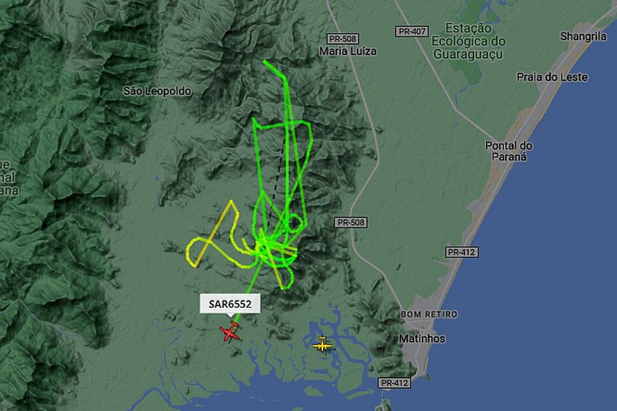 Buscas por avião desaparecido no PR