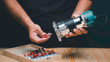 A tupia manual proporciona muita praticidade ao profissional | Foto: Shutterstock