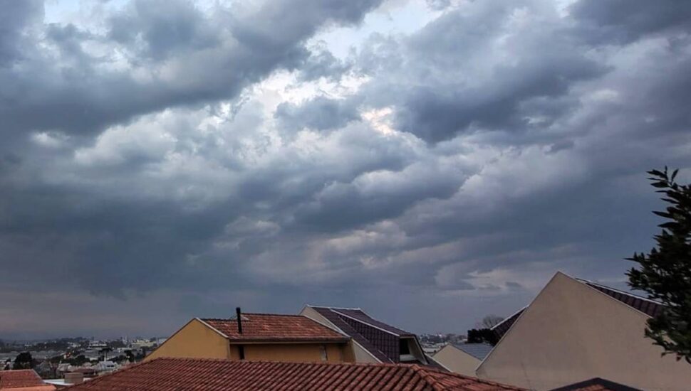 temporal em curitiba