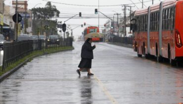 Alerta amarelo de temporal: Inmet emite aviso para todo o Paraná
