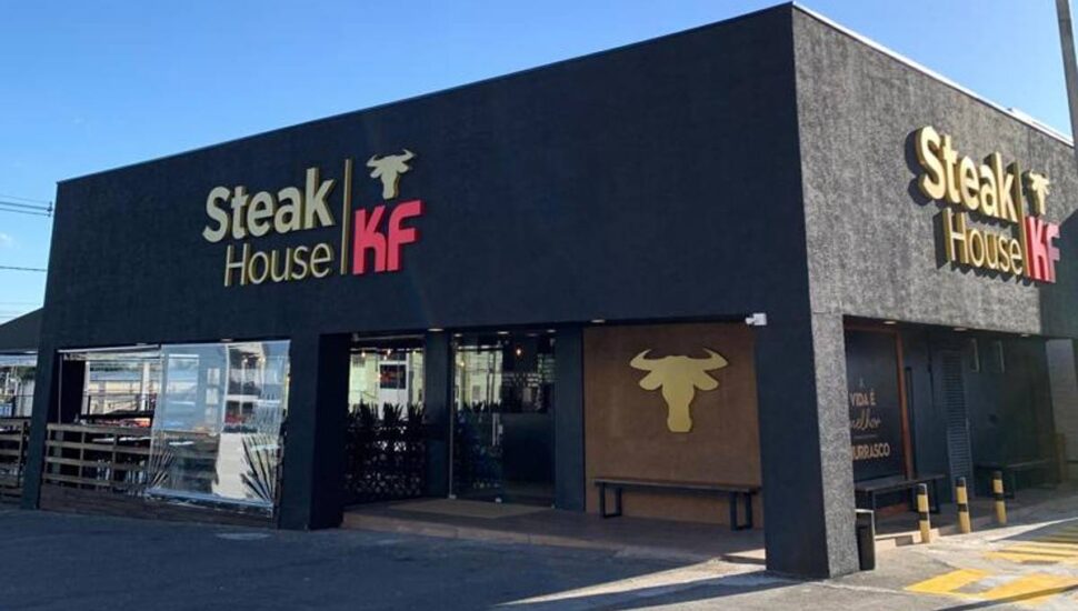 Imagem mostra nova churrascaria em Curitiba.