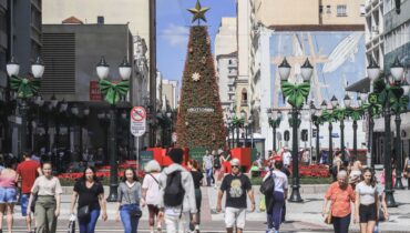 Presentes de Natal: Quanto os paranaenses planejam gastar neste ano