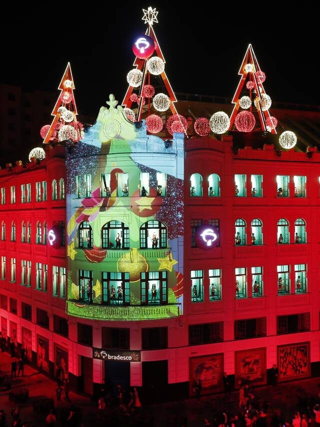 Natal em Curitiba: fotos da apresentação do Palácio Avenida