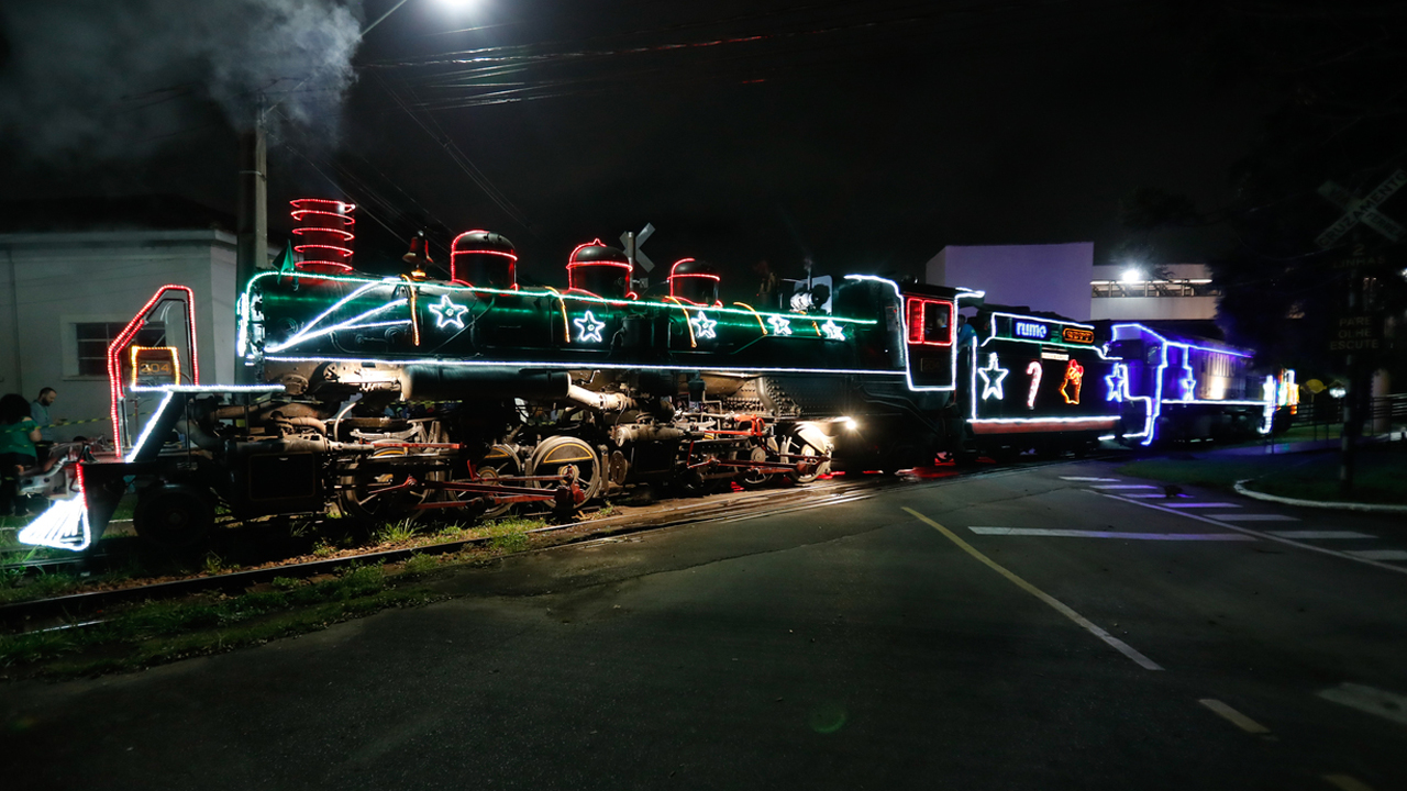 maria fumaça de natal termina nesta segunda-feira (18) em curitiba e regiao, veja rota