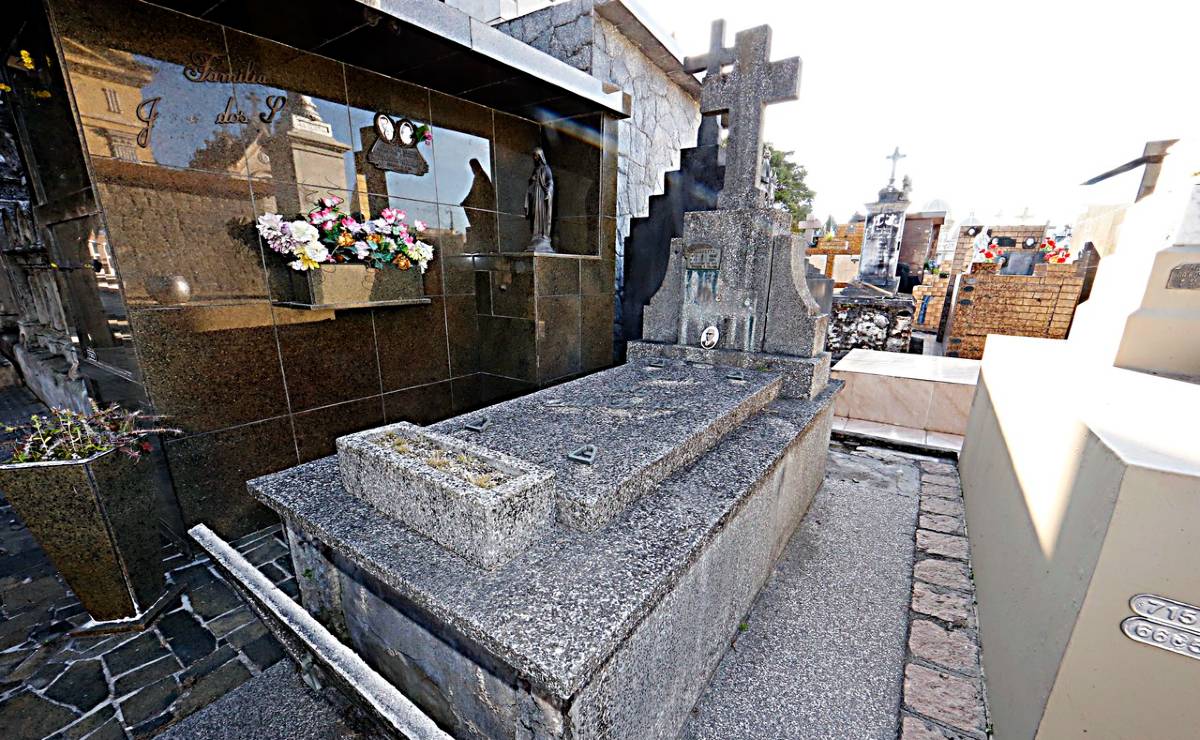 Imagem mostra o cemitério municipal de Curitiba