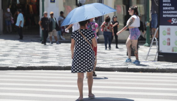 Termômetros ultrapassam os 30ºC em Curitiba nesta quarta; calor continua
