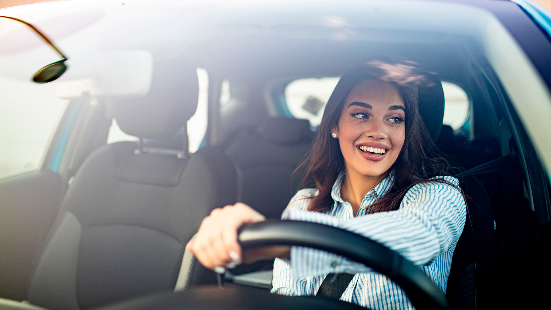 A BellosCar é a melhor opção para quem busca um carro seminovo com qualidade e garantia em Curitiba e região metropolitana| Foto: Shutterstock