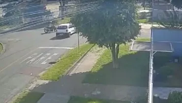 Polícia identifica motorista que atingiu motoqueiro em Curitiba e fugiu; veja vídeo