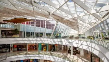 Shopping de Curitiba atinge faturamento bilionário e ganha novas lojas de luxo