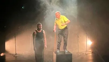 No Teatro Guaíra, espetáculo “As Santas” reúne pai e filho no palco