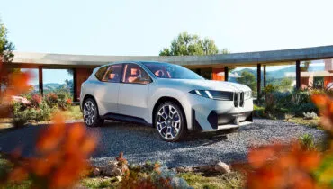 BMW apresenta primeiro SAV Vision Neue Klasse X